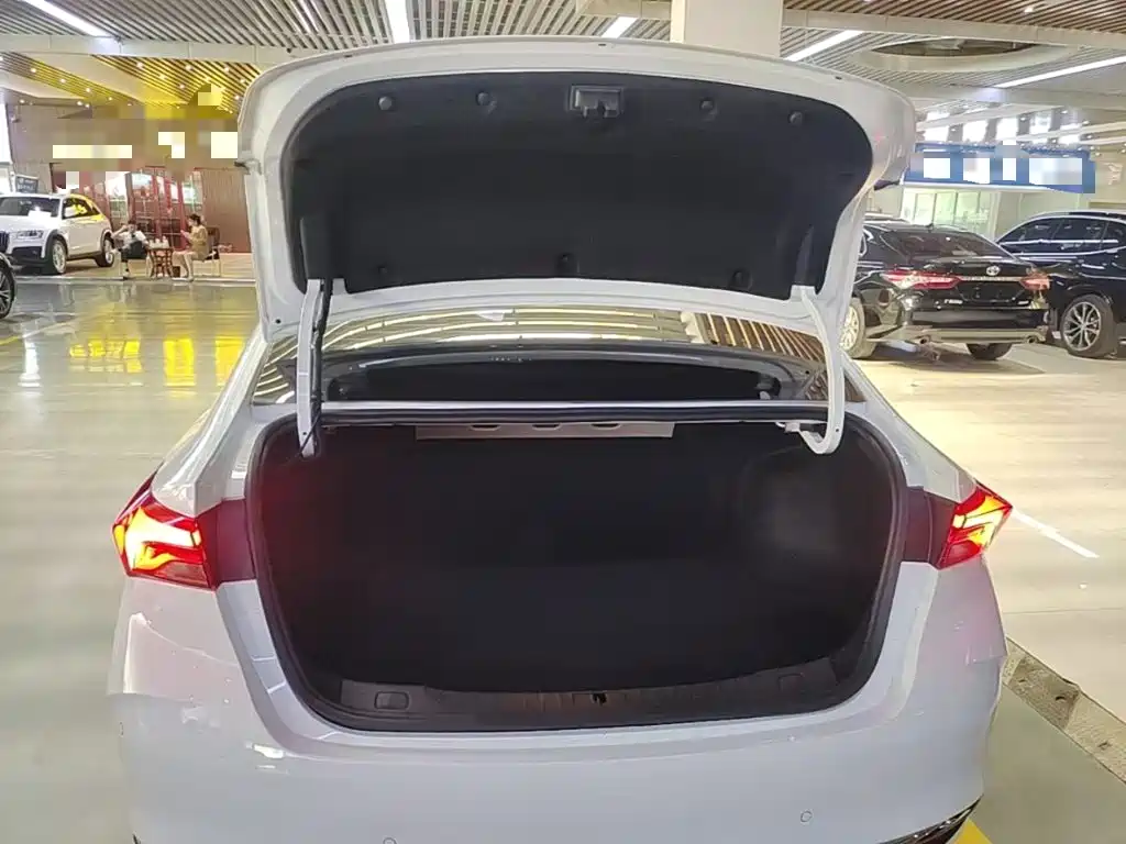 Buick Verano — миниатюра 19