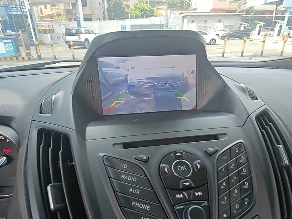 Ford Kuga — миниатюра 13