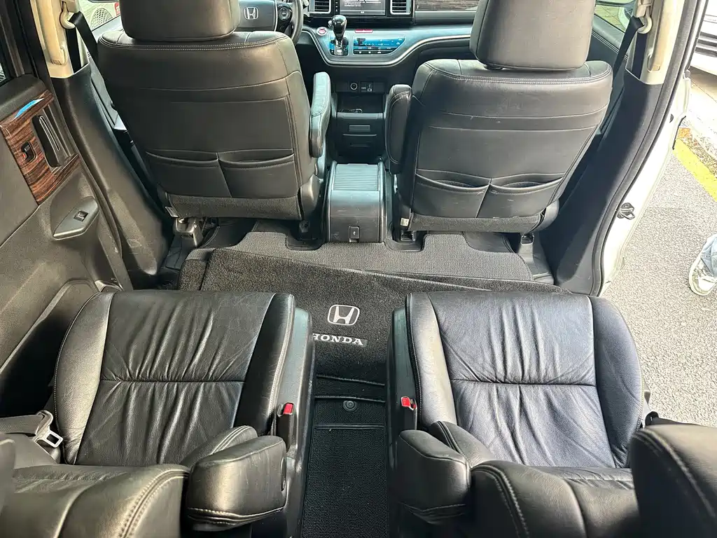 Honda Elysion — миниатюра 8