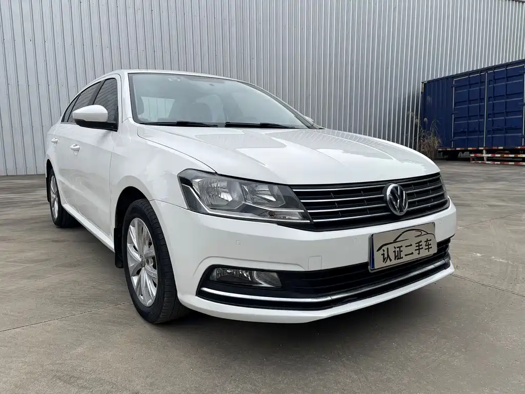Volkswagen Lavida 2015 1.6L AT Comfort