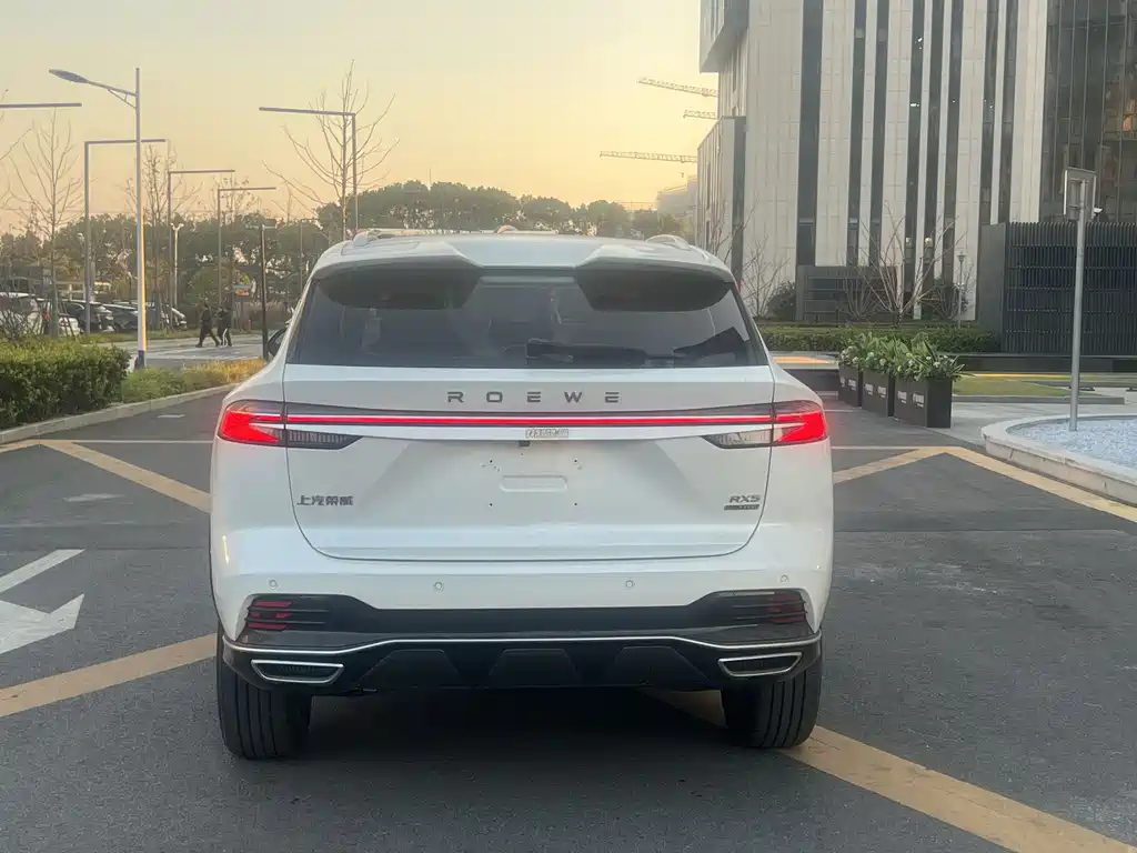 ROEWE RX5