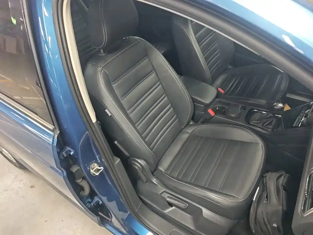 Volkswagen Touran — миниатюра 25
