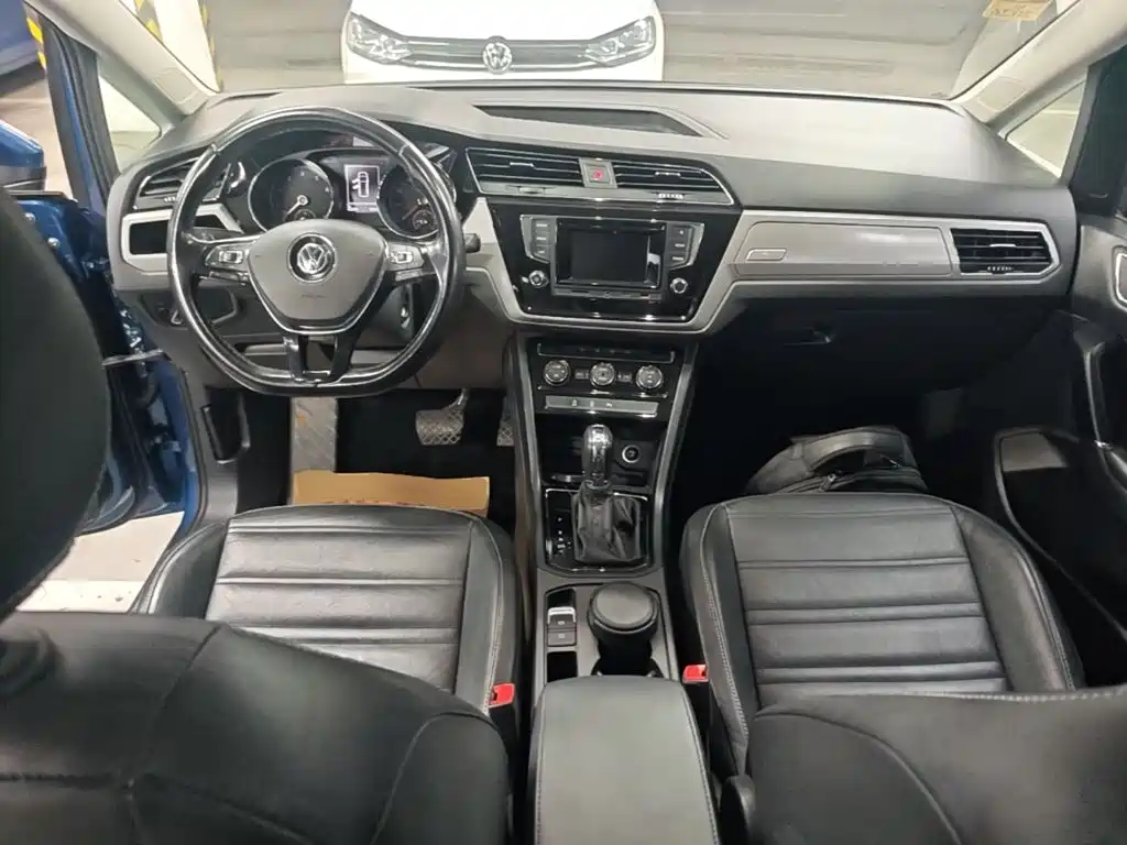 Volkswagen Touran — миниатюра 10