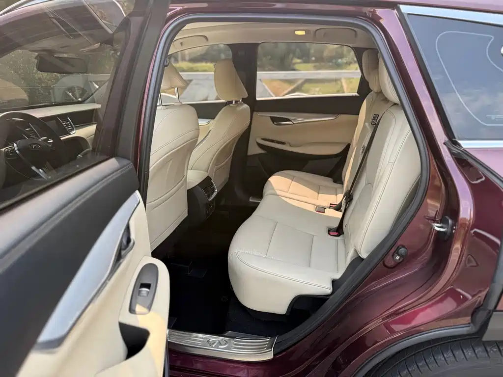 Infiniti QX50 — миниатюра 8