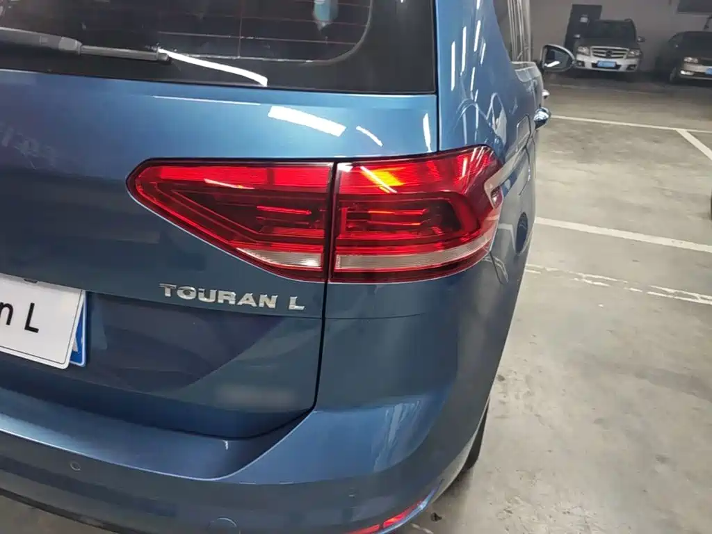 Volkswagen Touran — миниатюра 8