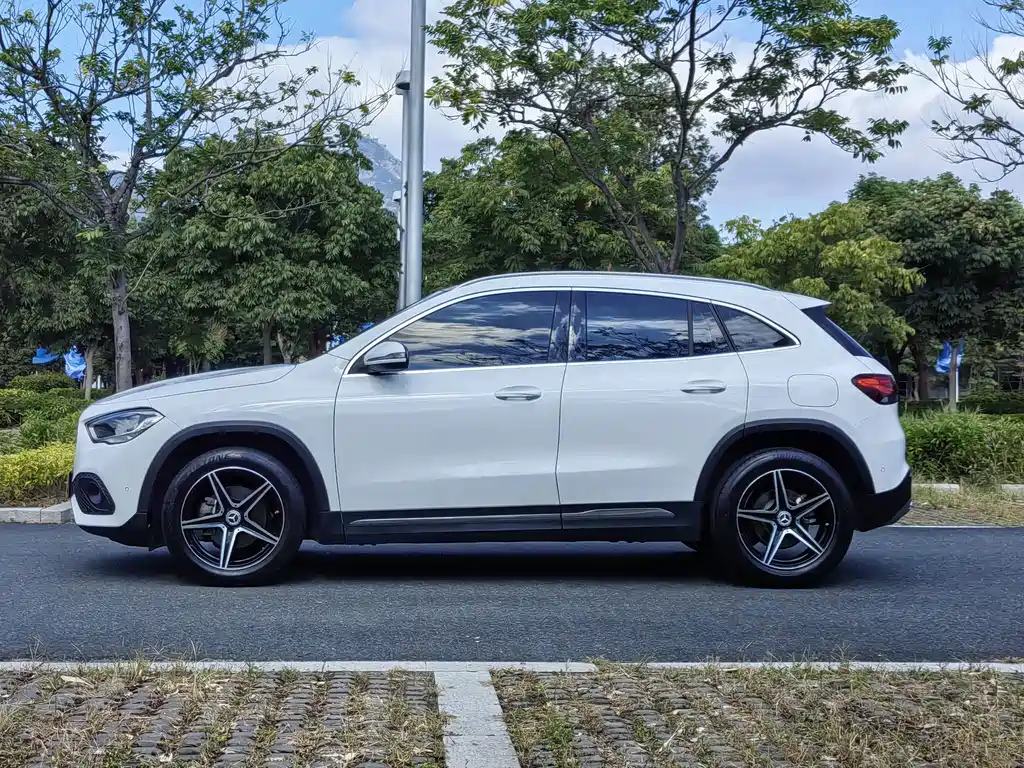 Mercedes-Benz GLA — миниатюра 4