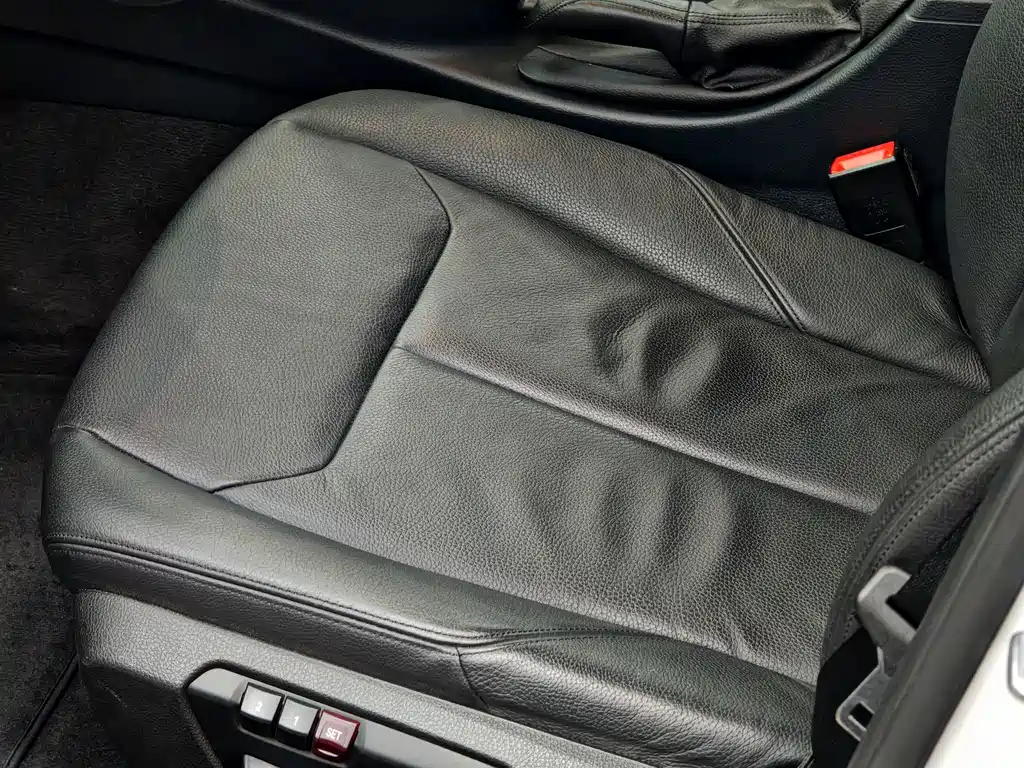 BMW 3 Series — миниатюра 23