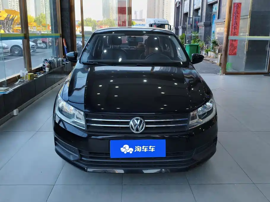 Volkswagen Santana — миниатюра 2