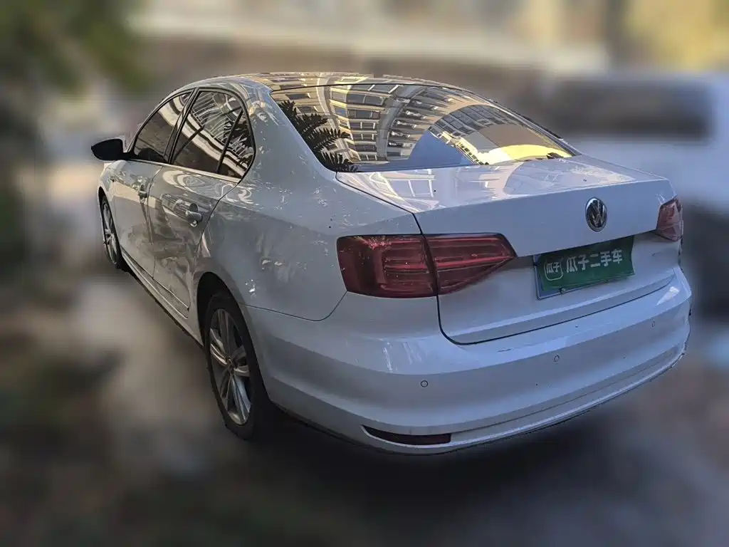 Volkswagen Sagitar — миниатюра 4
