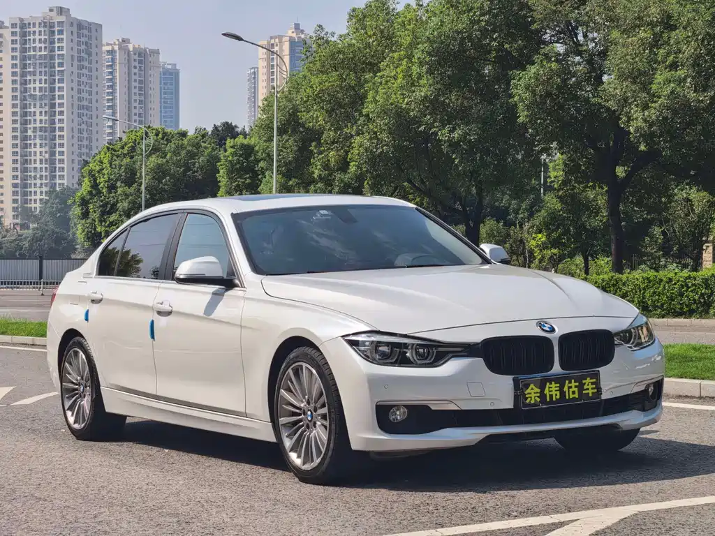 BMW 3 Series — миниатюра 3