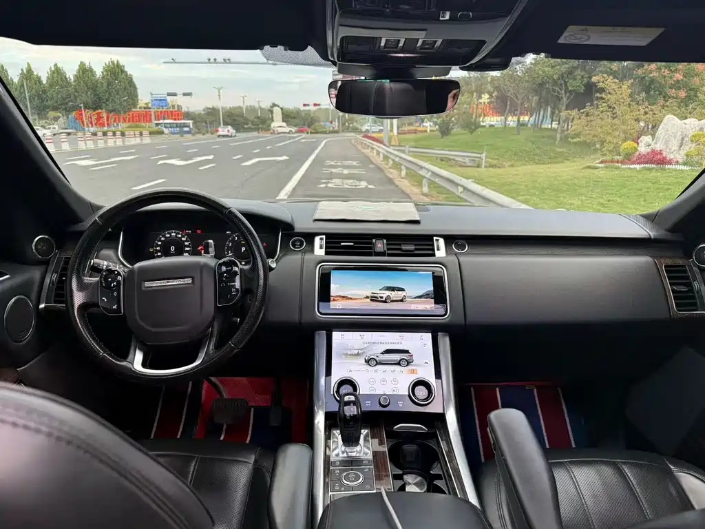 Land Rover Sport PHEV — миниатюра 6