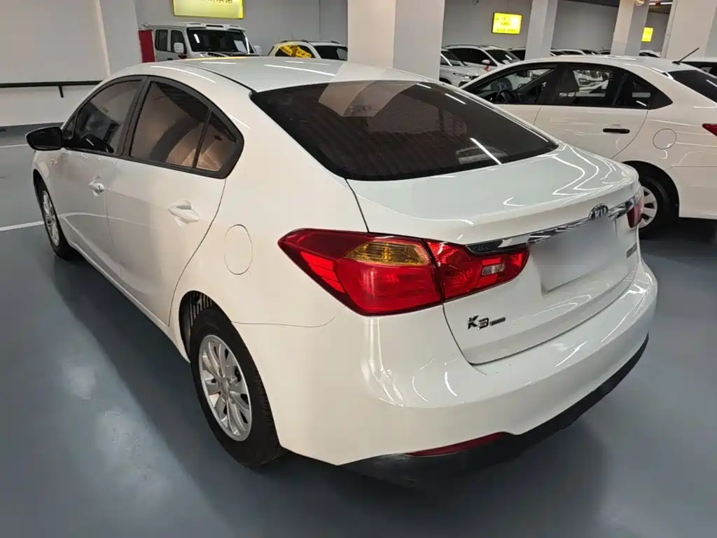Kia K3 — миниатюра 5