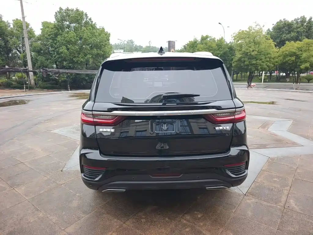 Geely Vision X6 — миниатюра 6