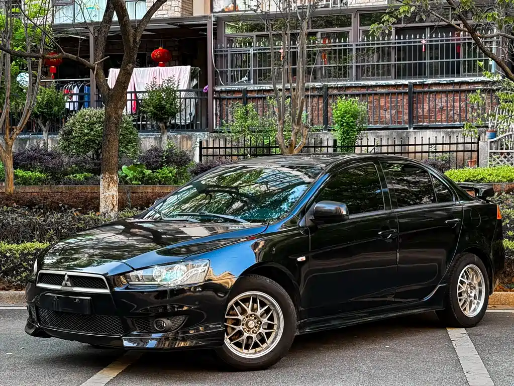 Mitsubishi Lancer EX 2010