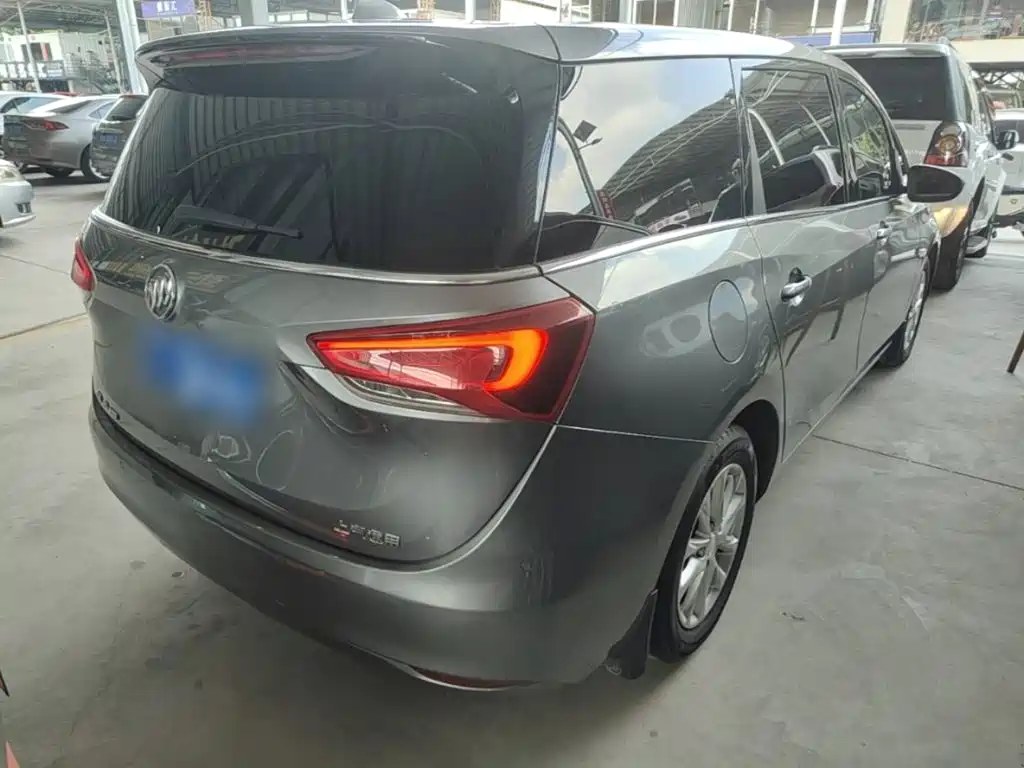 Buick GL6 — миниатюра 7