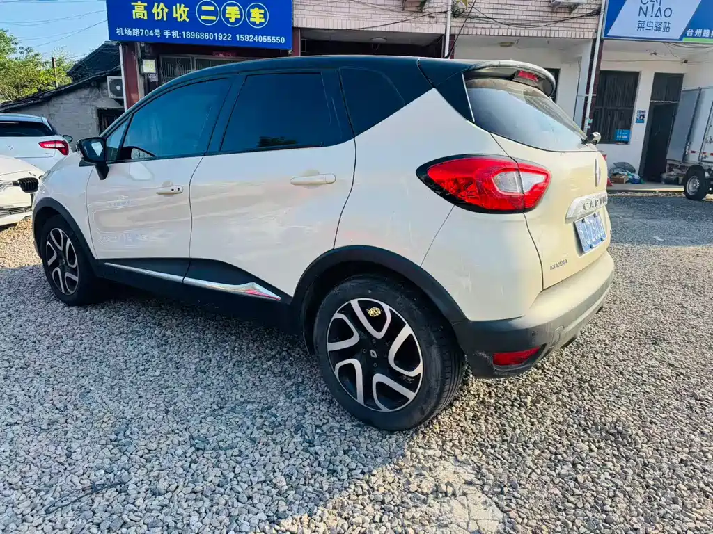Renault Captur — миниатюра 6