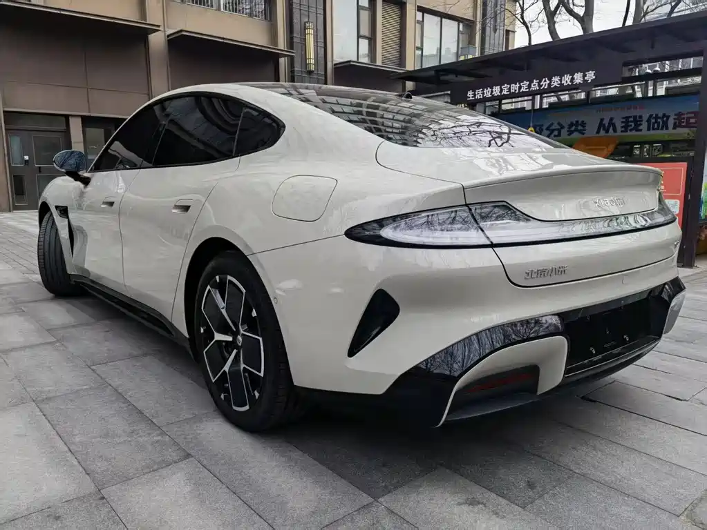 XIAOMI CAR XIAOMI SU7