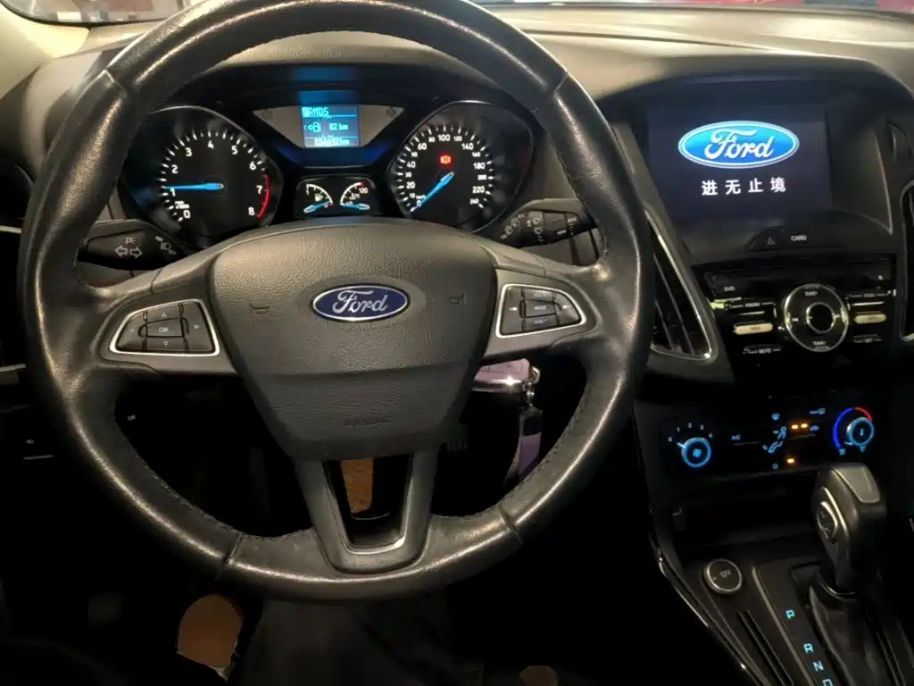 Ford Focus — миниатюра 10