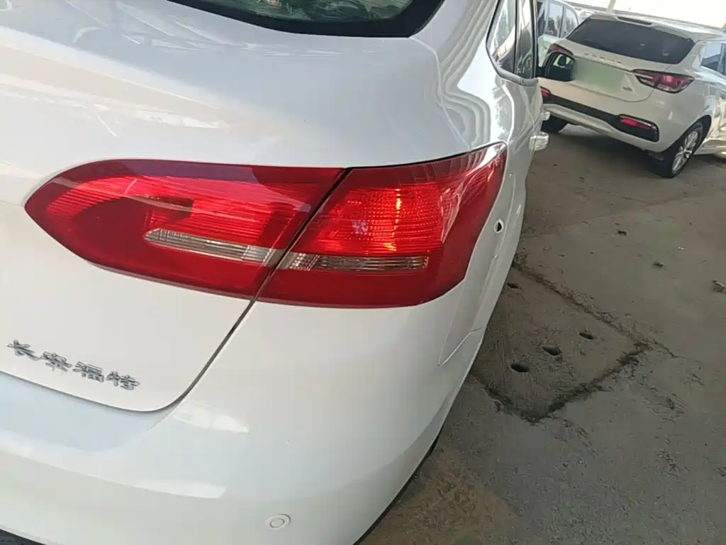 Ford Focus — миниатюра 8