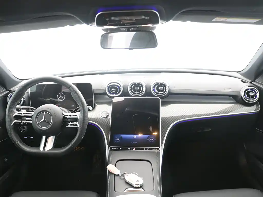 Mercedes-Benz C-Class — миниатюра 10