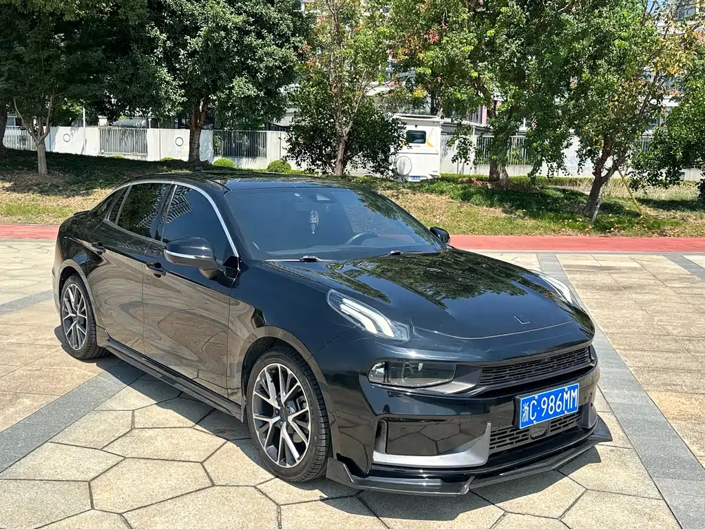 Lynk & Co 03 — миниатюра 3
