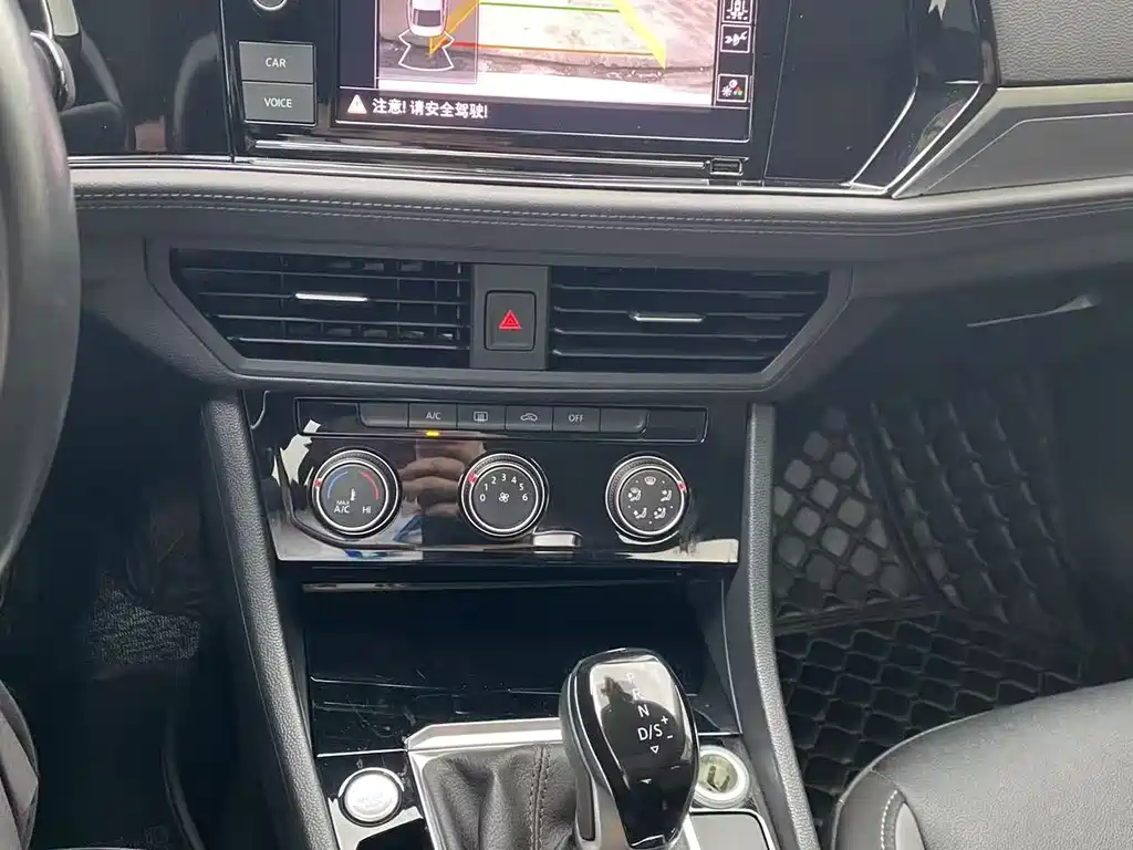 Volkswagen Sagitar — миниатюра 14