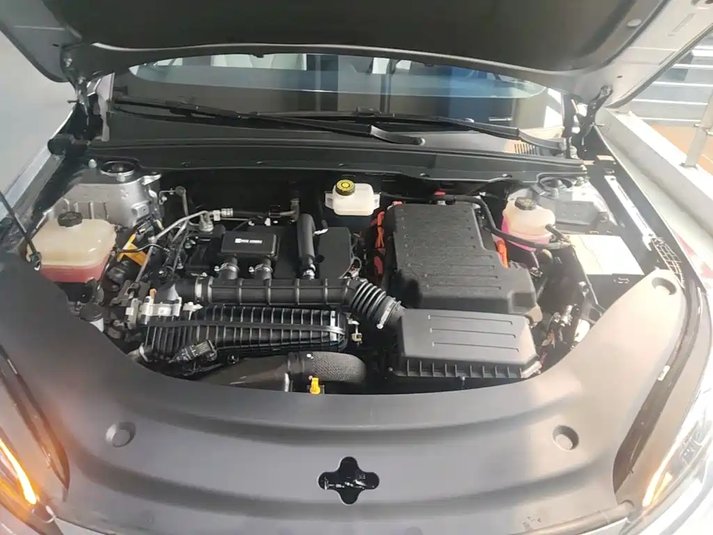 BYD Seal 05 DM-i — миниатюра 20