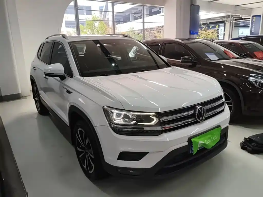 Volkswagen Tharu — миниатюра 4