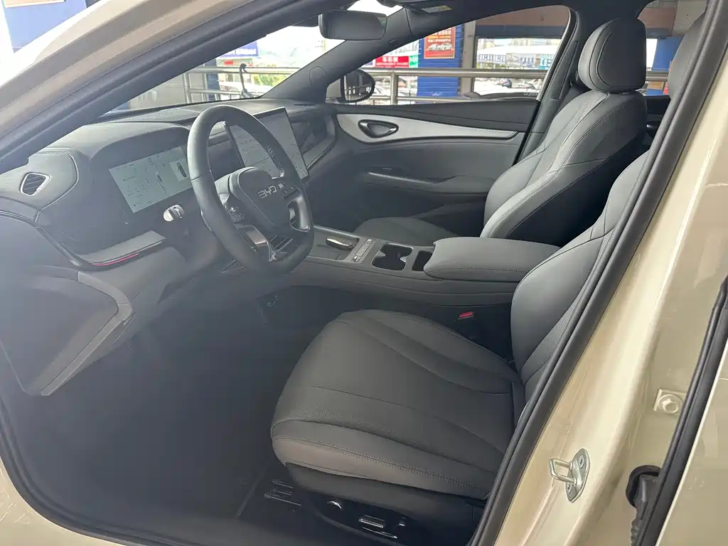 BYD Seal 07 DM-i — миниатюра 16