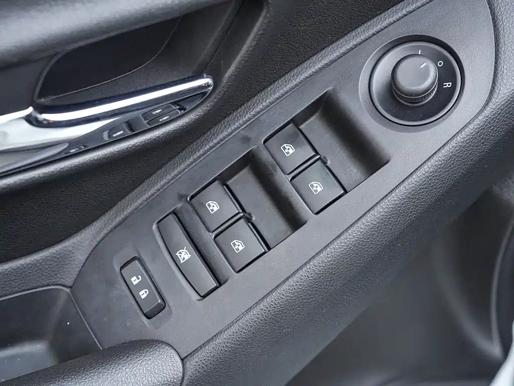 Chevrolet Trax — миниатюра 19