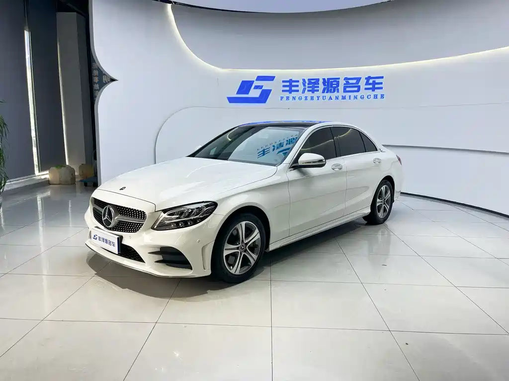 Mercedes-Benz C-Class 2019