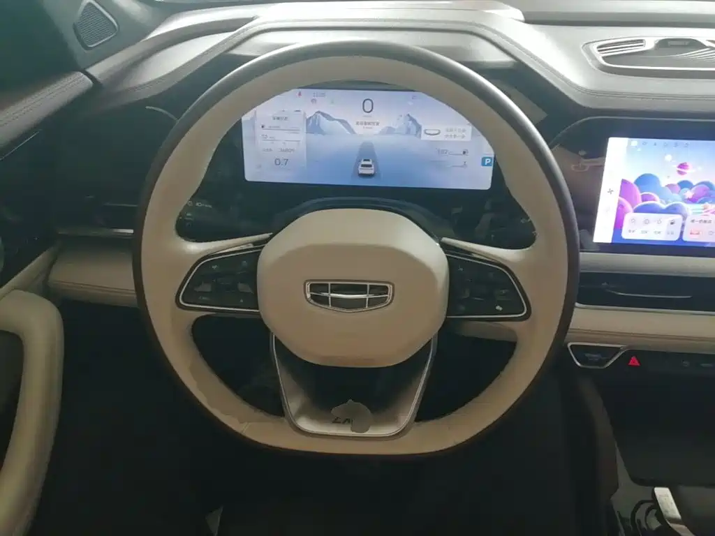 Geely Xingyue L — миниатюра 11