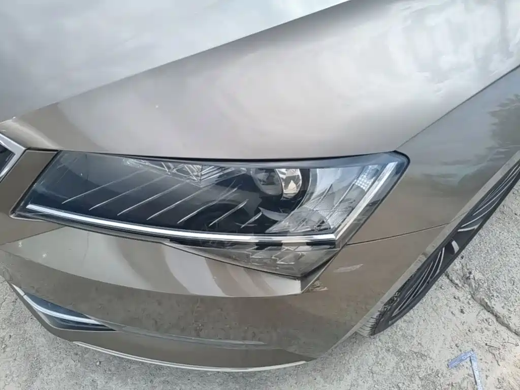 Skoda Superb — миниатюра 24