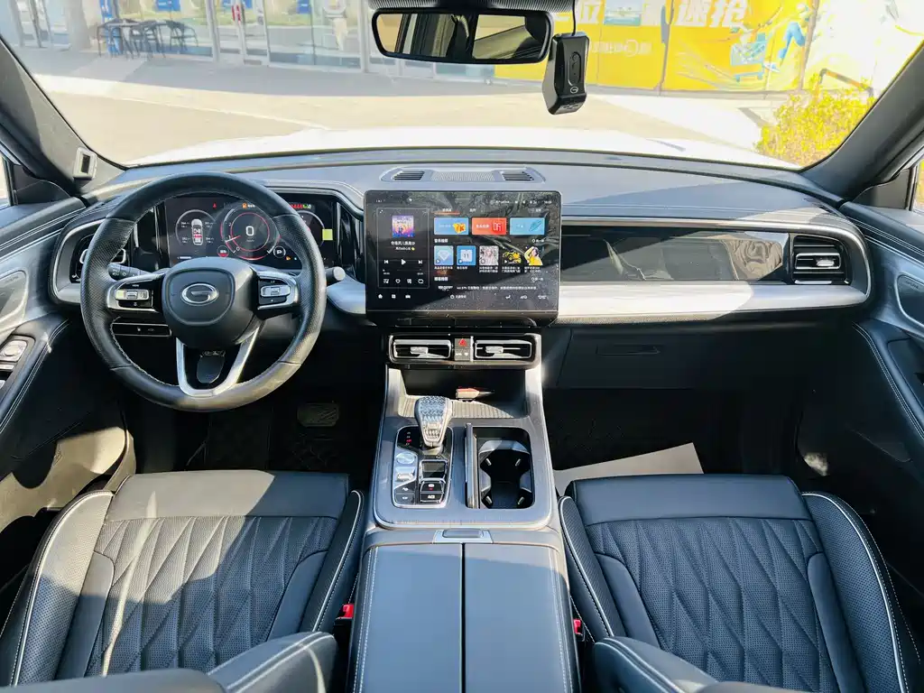 GAC GS8 2022 2.0TGDI Luxury ( мест)