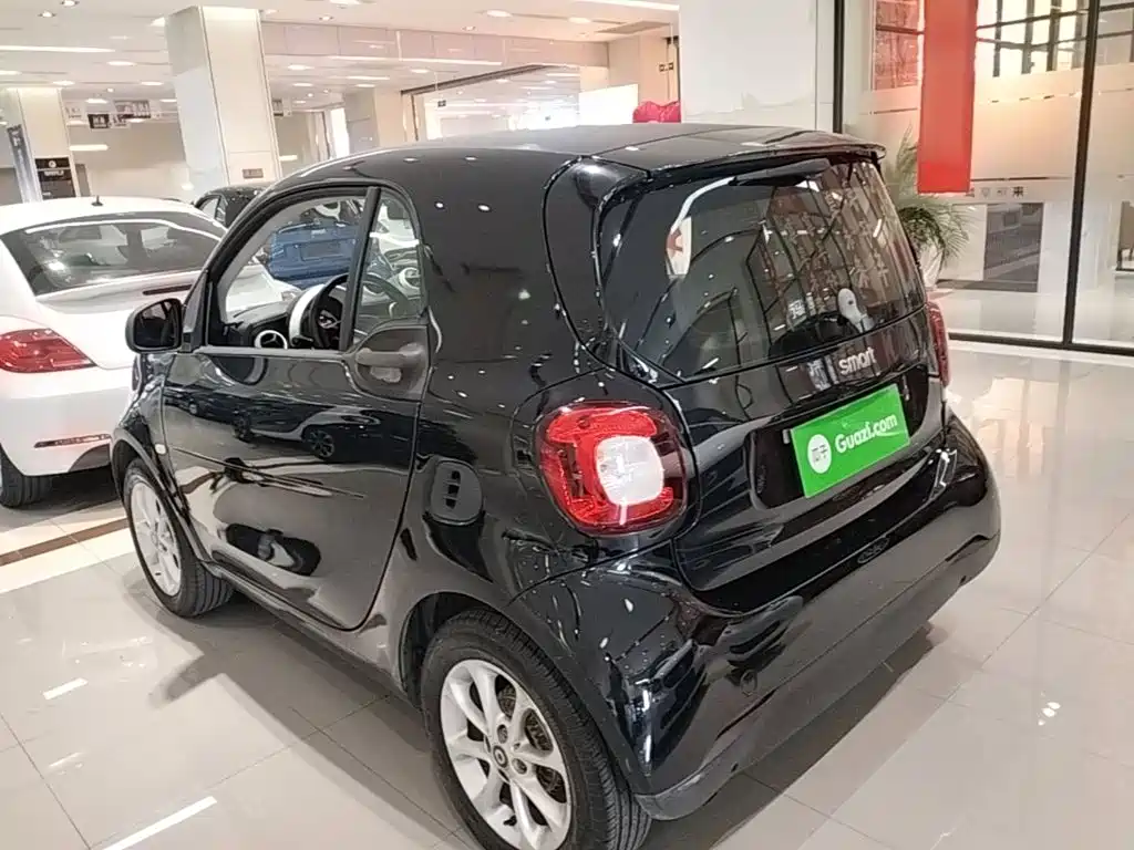 smart Smart Fortwo — миниатюра 5