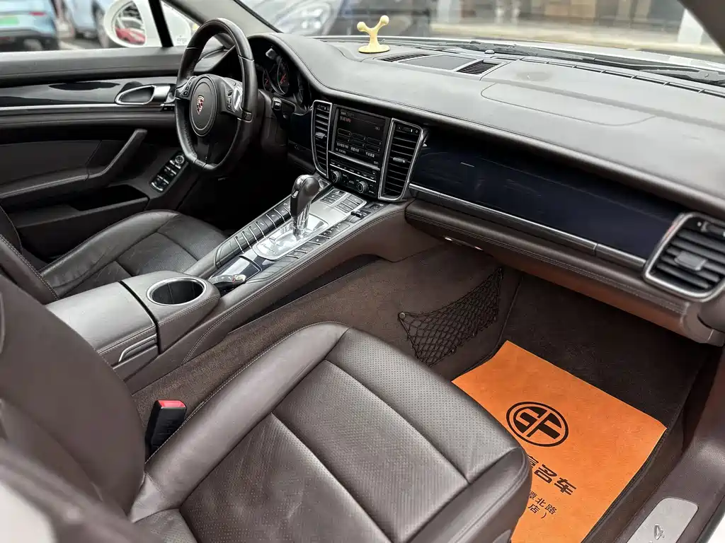 Porsche Panamera — миниатюра 8