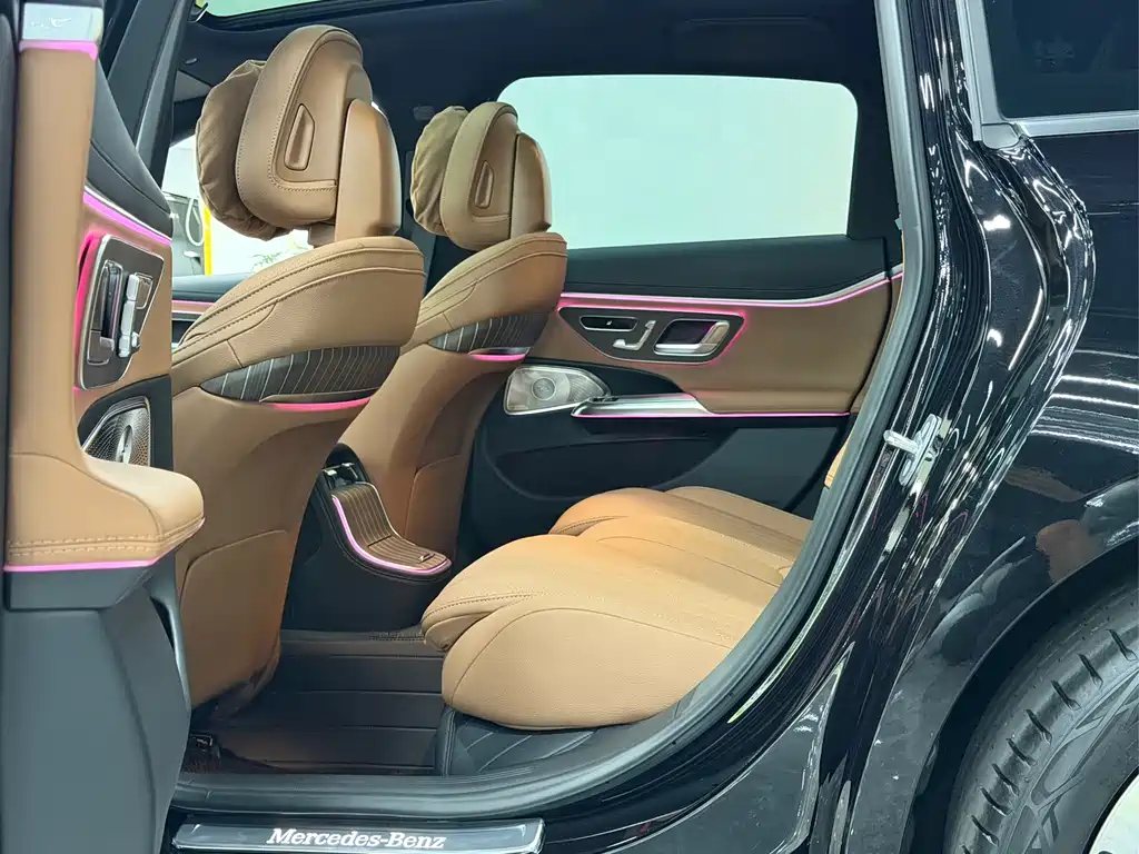 Mercedes-Benz E-Class — миниатюра 9