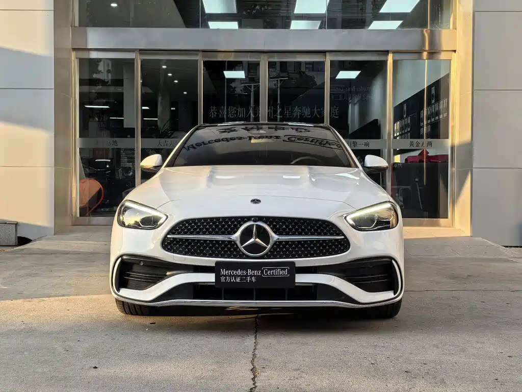 Mercedes-Benz C-Class — миниатюра 4