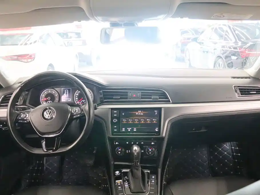 Volkswagen Lamando — миниатюра 5