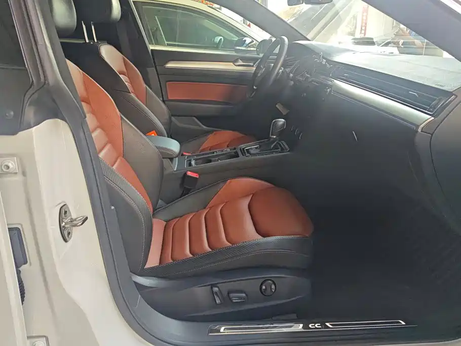 Volkswagen CC — миниатюра 8
