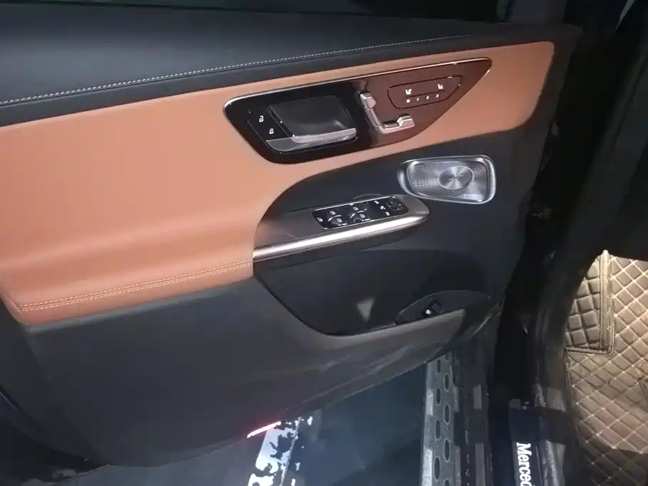 Mercedes-Benz GLC — миниатюра 7