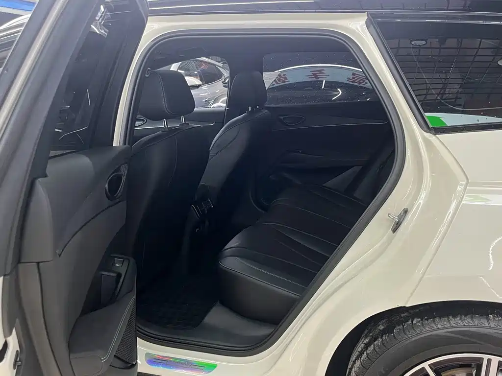 BYD Seals 06 DM-i версия для путешествий — миниатюра 8