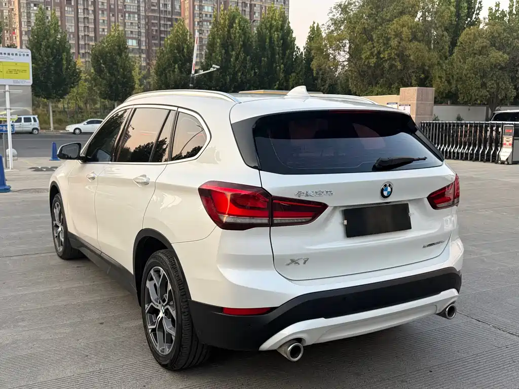 BMW X1 — миниатюра 10