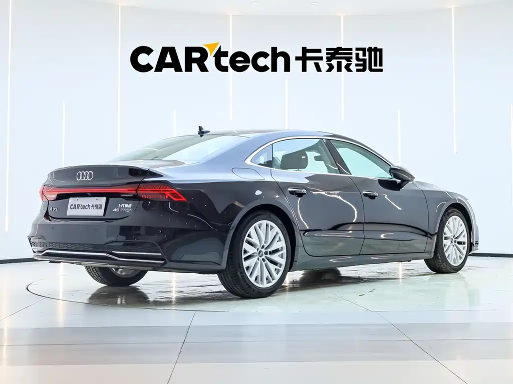 Audi A7L 2024 45TFSI S-line