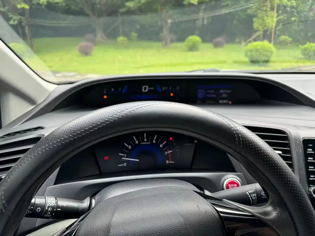 Honda Civic — миниатюра 6