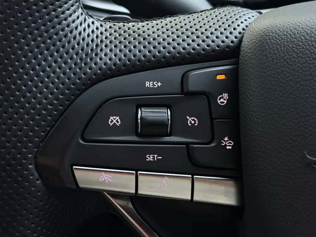 Cadillac XT6 — миниатюра 15
