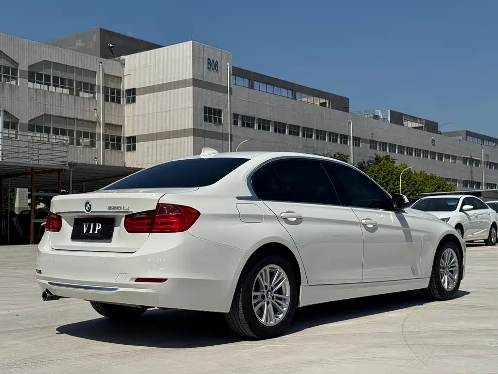 BMW 3 Series — миниатюра 5