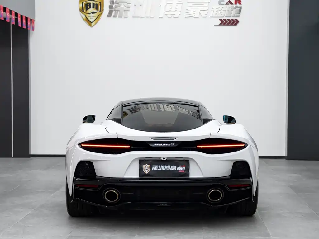 McLaren GT — миниатюра 9