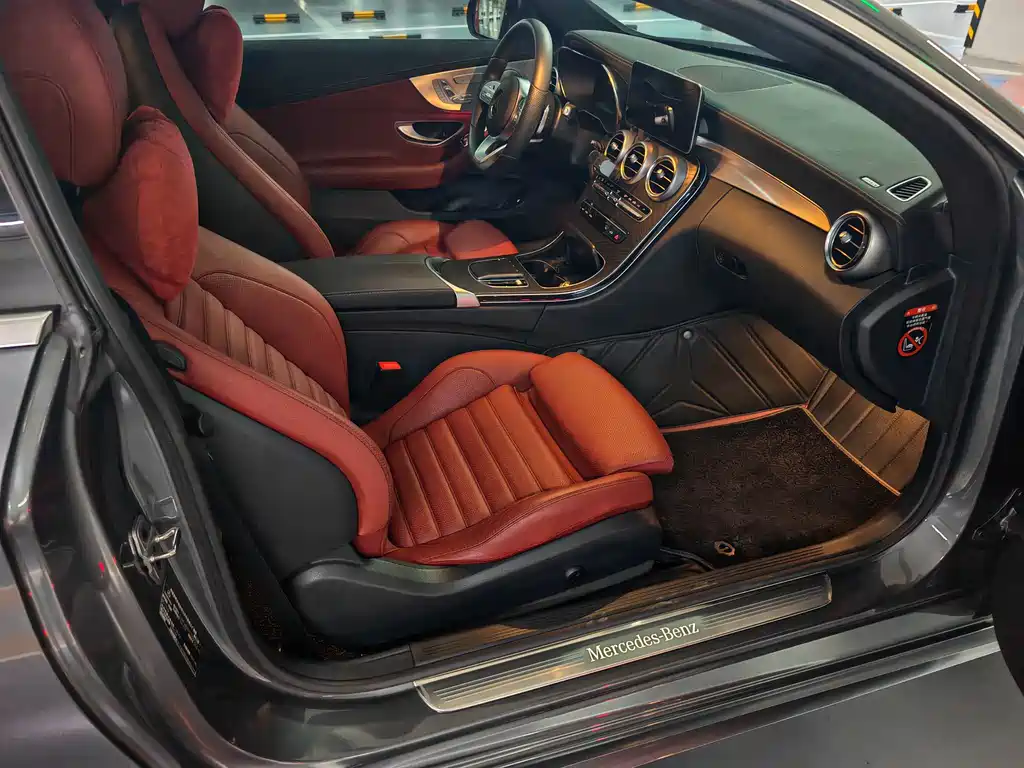 Mercedes-Benz C-Class (Import) — миниатюра 4