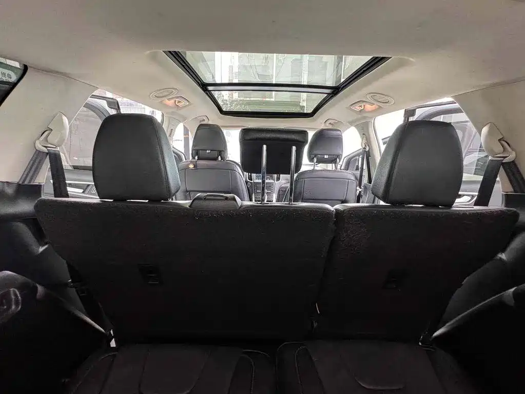 Ford Edge — миниатюра 21